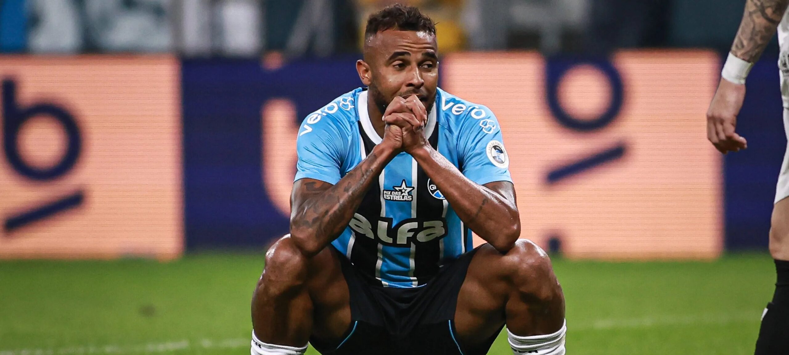 Marcelo Paz confirma saída de Héctor Hernández e Alex Santana do Corinthians - Imagem do artigo original