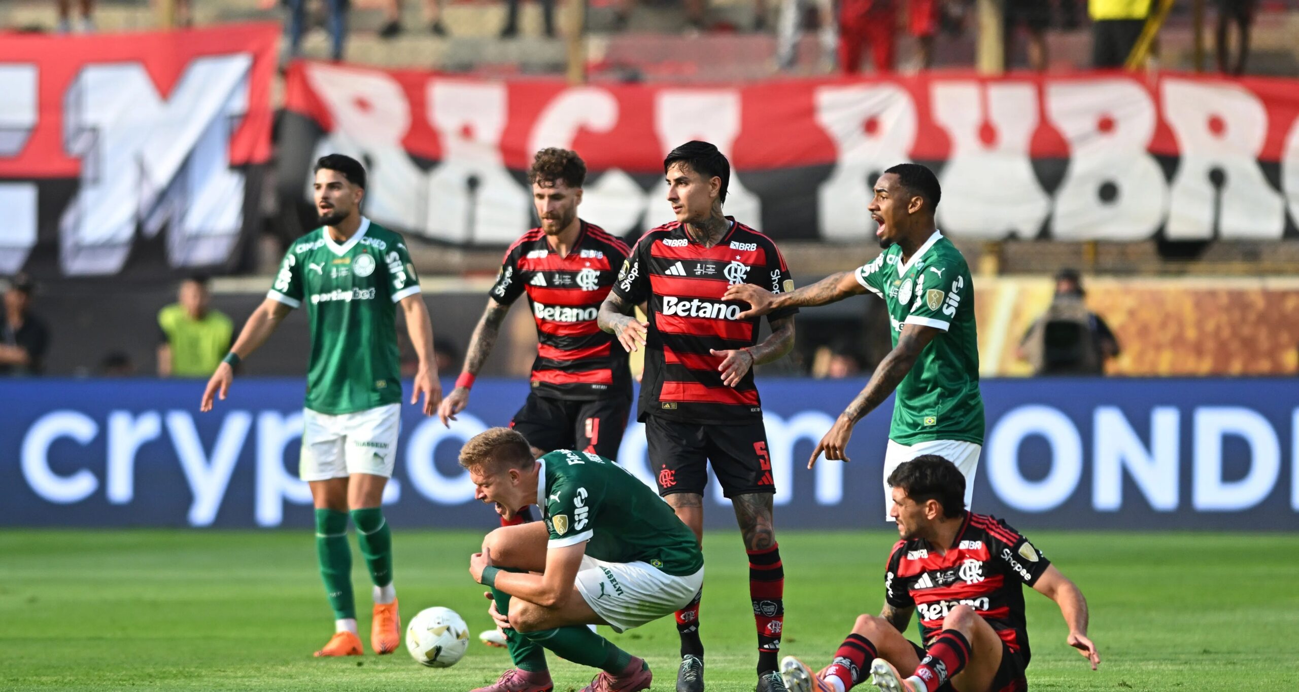 Abel Ferreira retoma críticas à final da Libertadores após estreia vitoriosa no Paulistão - Imagem do artigo original