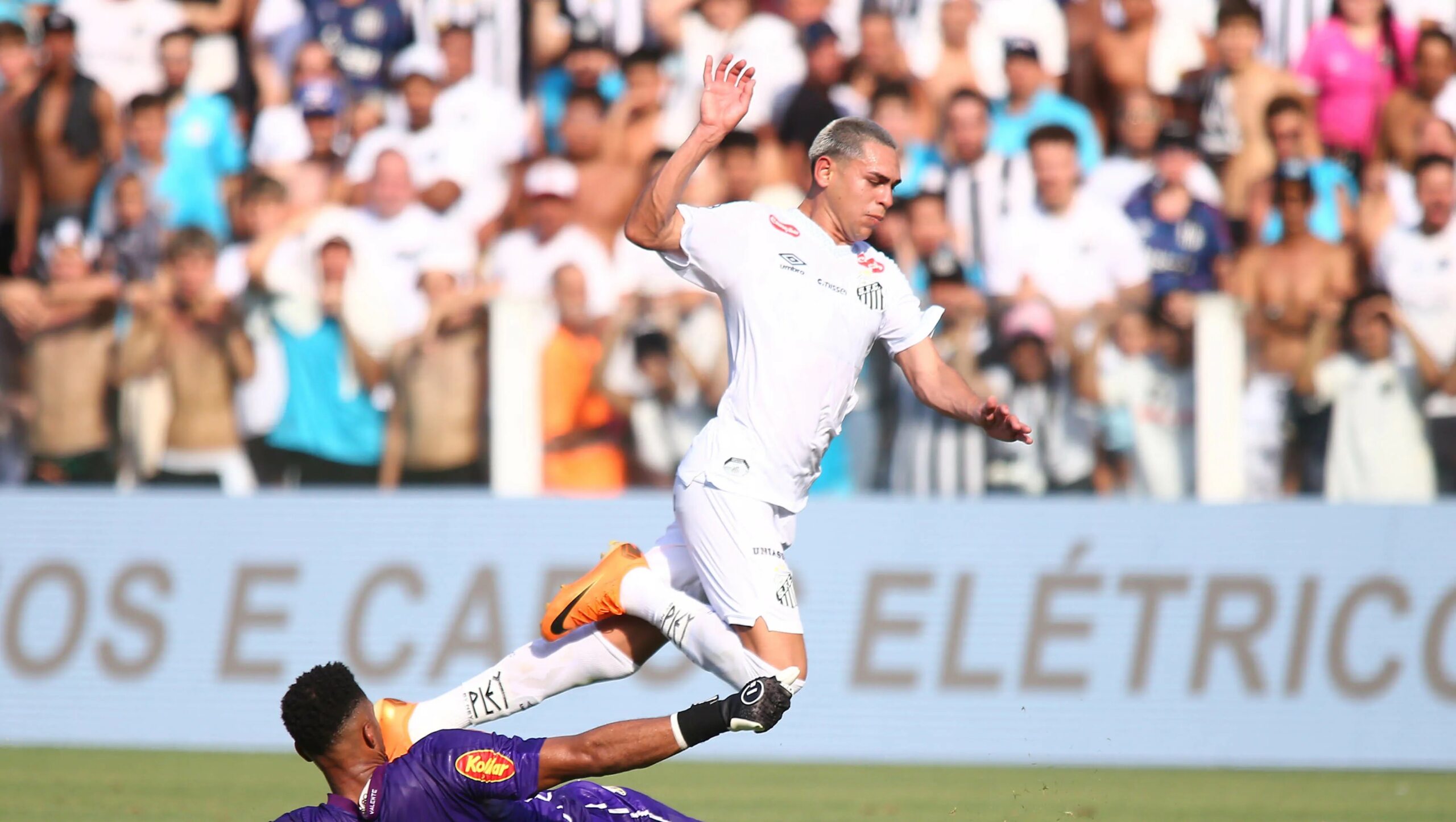 Vojvoda justifica escolha de Caballero e promete espaço a Robinho Jr no Santos - Imagem do artigo original