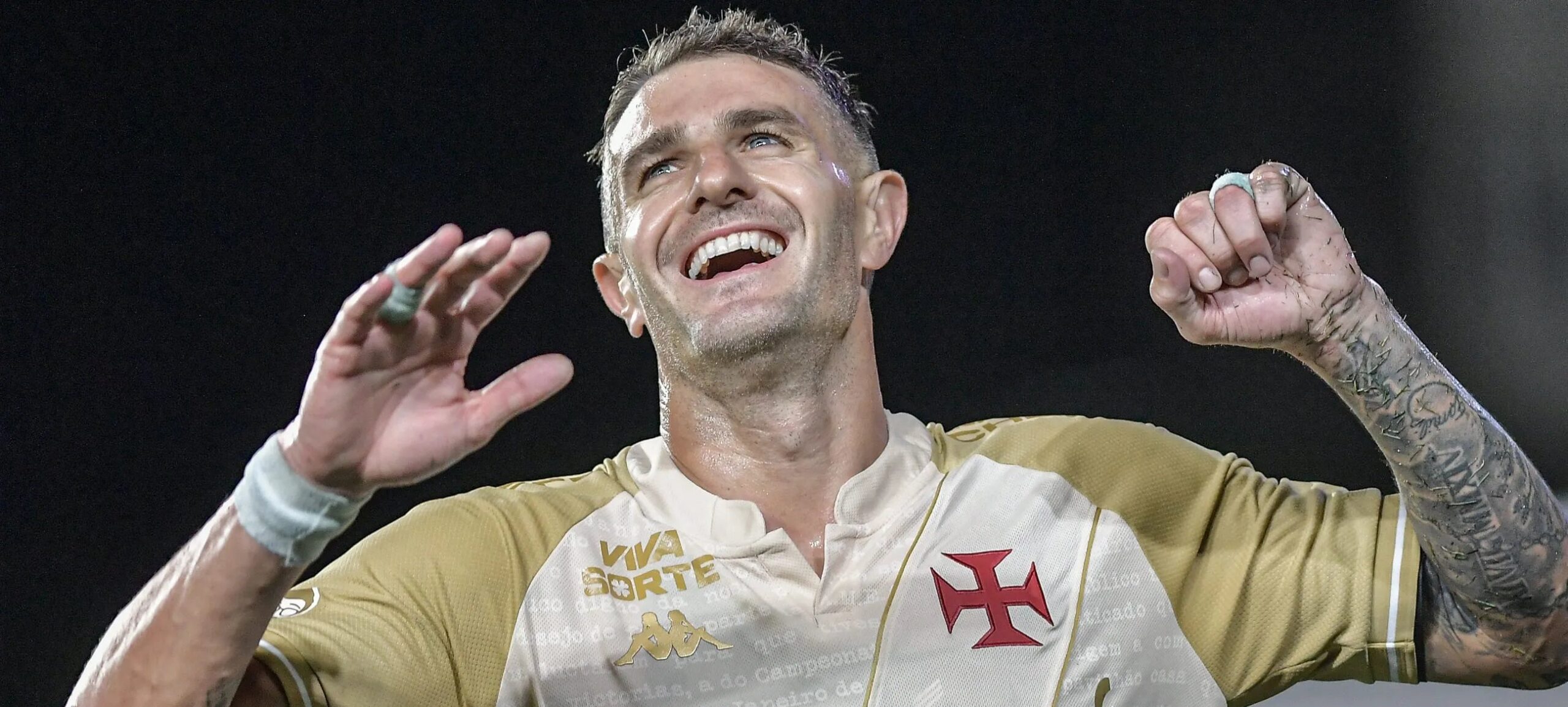 Pablo Vegetti deixa o Vasco e viaja ao Paraguai para assinar com o Cerro Porteño - Imagem do artigo original