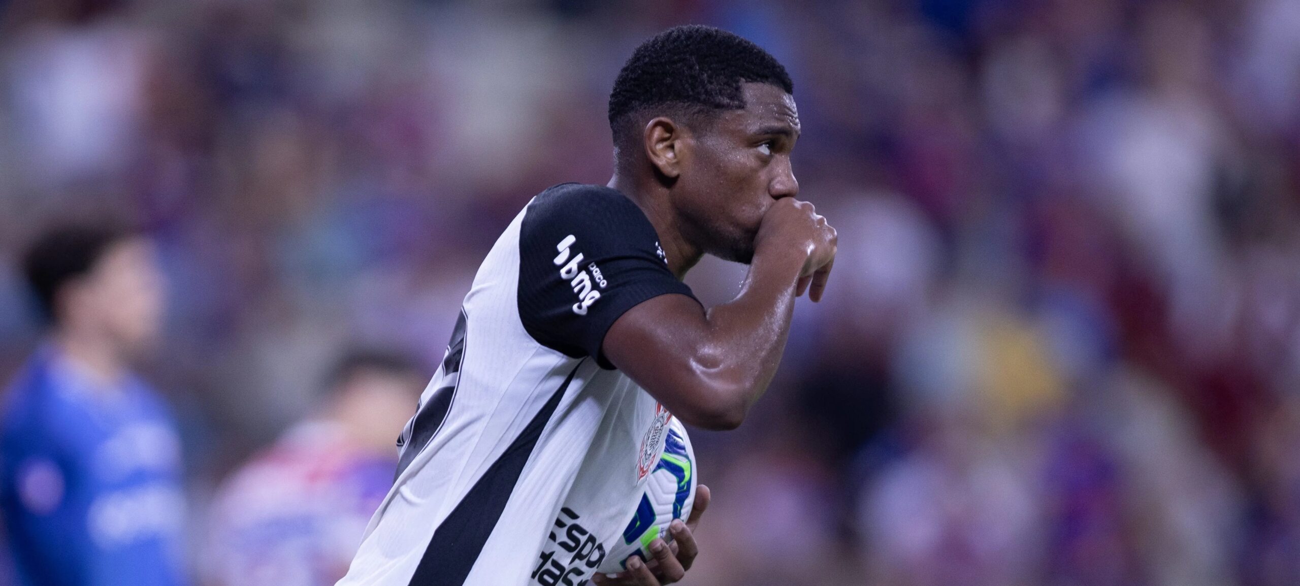 Corinthians projeta venda de André e define multa de R$ 630 milhões - Imagem do artigo original