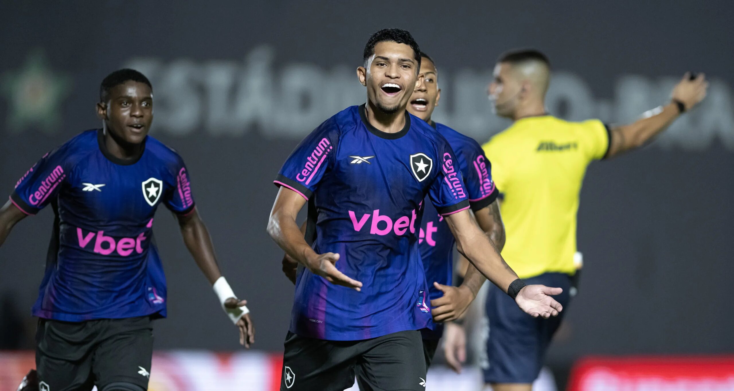 Marçal elogia início de Martín Anselmi no Botafogo e projeta temporada otimista - Imagem do artigo original