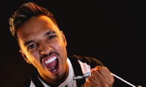 Atlético-MG confirma contratação do meio-campista Victor Hugo - Imagem do artigo original