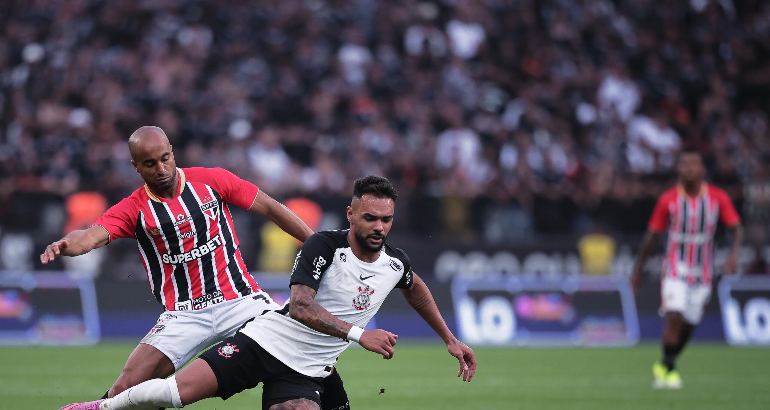 Clássico na Neo Química Arena reúne maior público do futebol brasileiro em 2026 - Imagem do artigo original