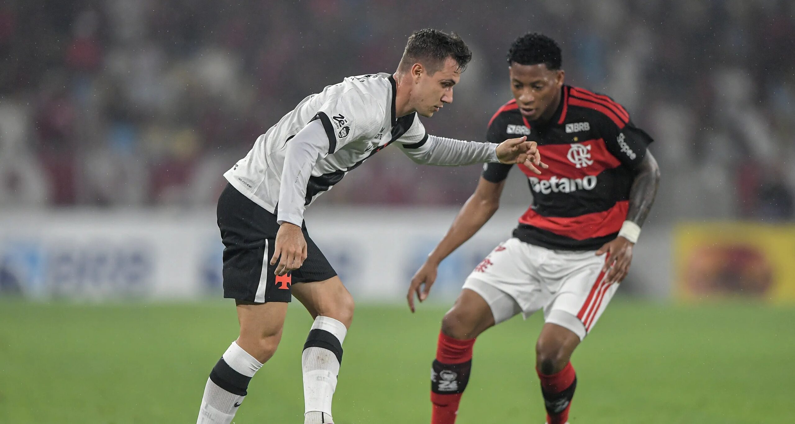 Falha de Lucas Piton resulta em gol de Carrascal e derrota do Vasco para o Flamengo no Carioca - Imagem do artigo original