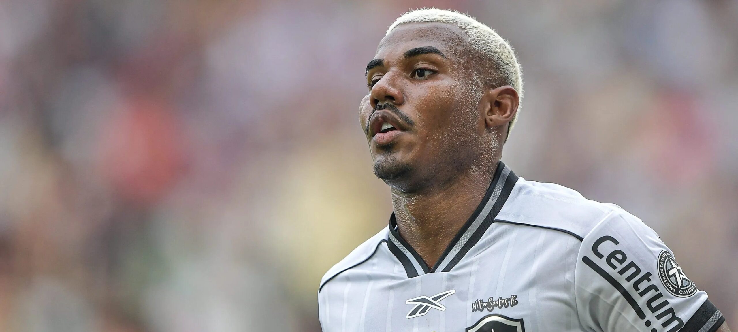 Venda de Rayan garante quase R$ 150 milhões ao Vasco, que mira contratação de Cuiabano - Imagem do artigo original