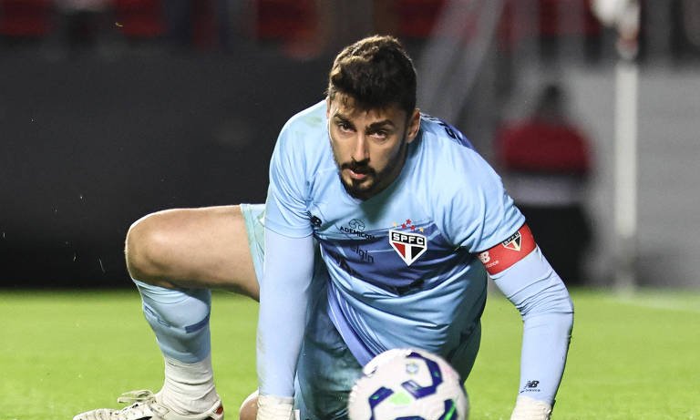 Crise política derruba presidente do São Paulo FC e amplia instabilidade no clube - Imagem do artigo original