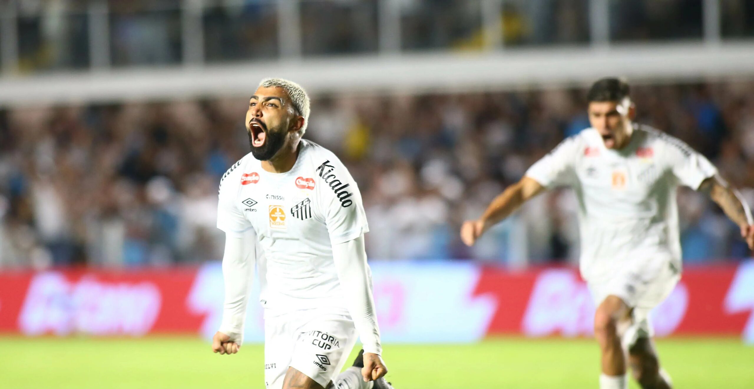 Vojvoda lamenta tropeço em casa e cobra vitória obrigatória após empate de Santos e Corinthians - Imagem do artigo original