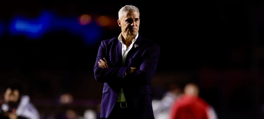 Crespo admite temor de rebaixamento do São Paulo e cita sequência decisiva com o Santos - Imagem do artigo original
