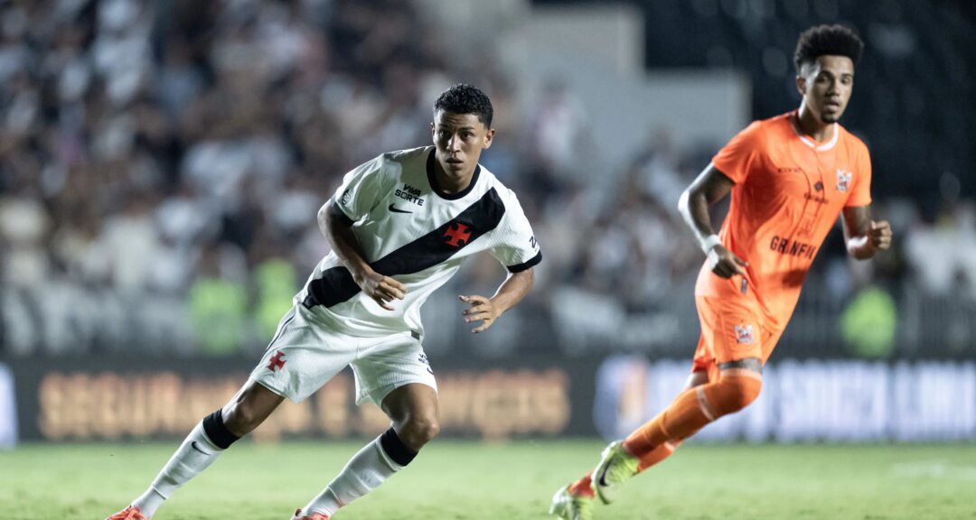 Rojas brilha contra o Boavista e convence Diniz a testá-lo em novas funções no Vasco - Imagem do artigo original