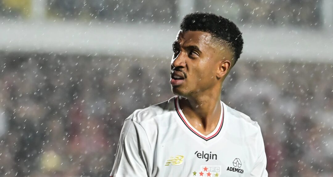 Mesmo após acerto com Paquetá, Flamengo mantém interesse em Marcos Antônio - Imagem do artigo original