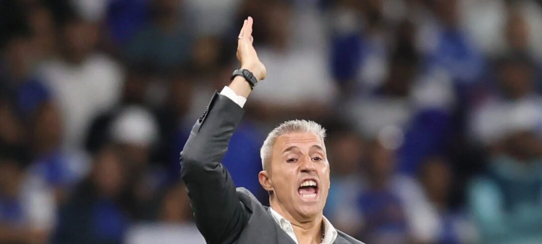 Diretoria do São Paulo descarta demissão de Hernán Crespo, apesar de desconforto interno - Imagem do artigo original