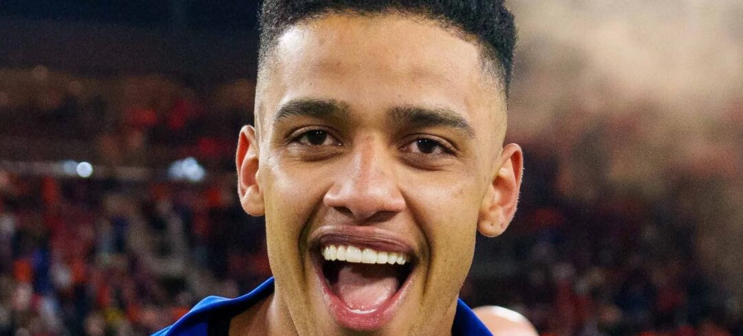 Vasco estreia no Brasileirão sem Rayan e Vegetti, dupla que marcou 47 gols em 2025 - Imagem do artigo original