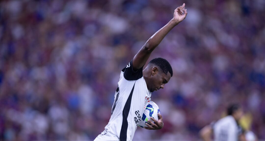 André Luiz desponta como opção de Dorival Júnior para iniciar a Supercopa pelo Corinthians - Imagem do artigo original