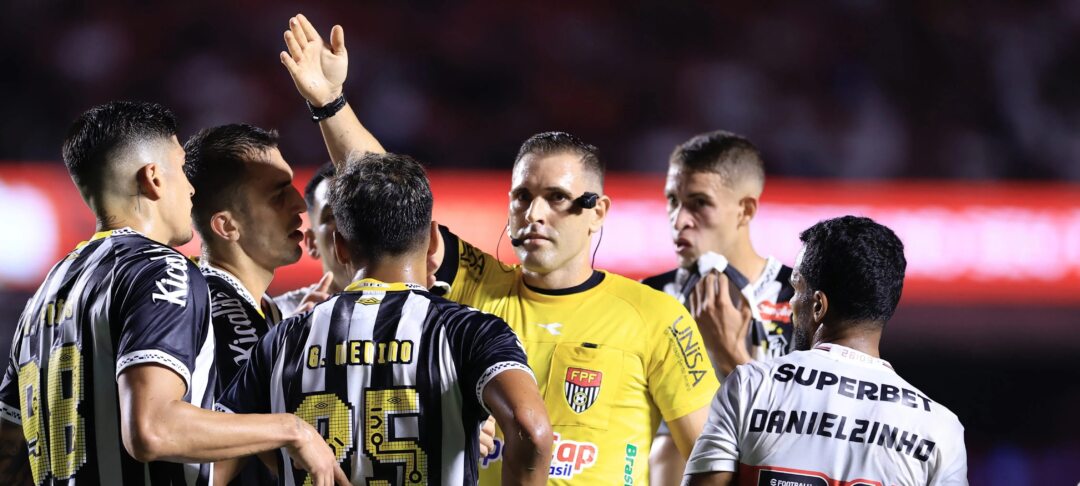 Vojvoda reconhece superioridade do São Paulo e descarta culpar arbitragem por 2 × 0 no Paulistão - Imagem do artigo original