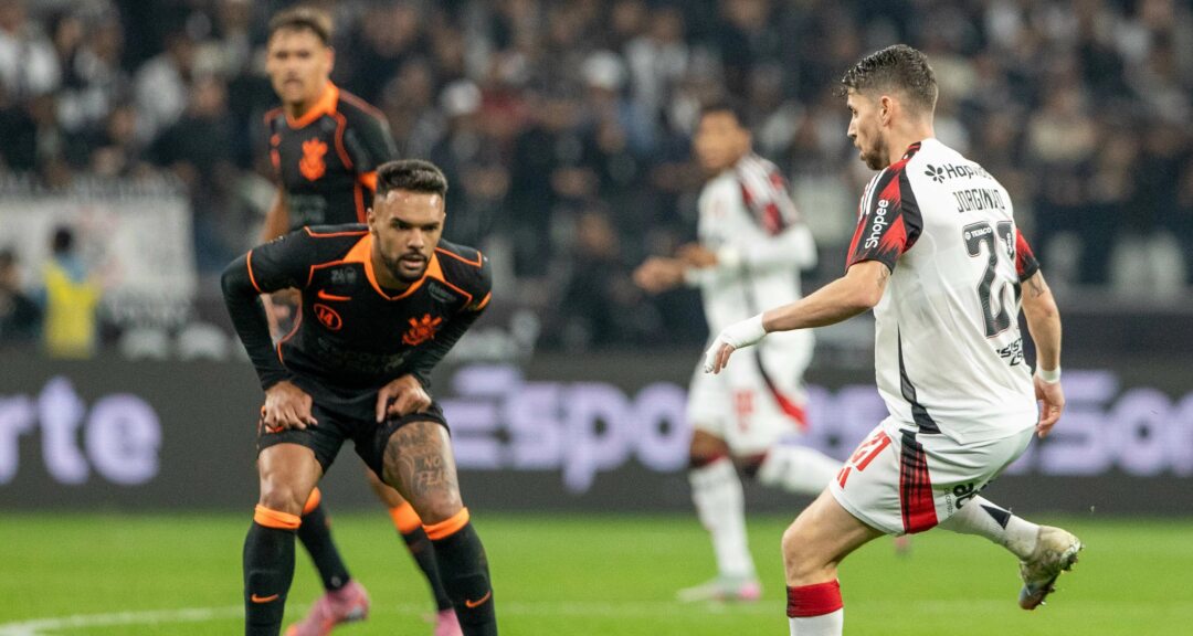 Tarot prevê vantagem do Flamengo na final da Supercopa contra o Corinthians - Imagem do artigo original