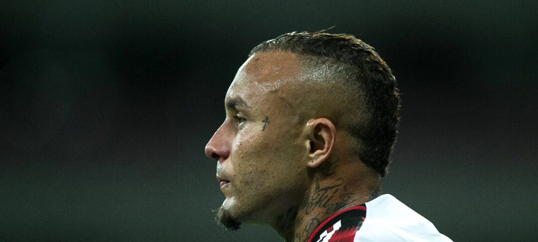 Grêmio condiciona chegada de Cebolinha a rescisão com o Flamengo e corte salarial - Imagem do artigo original