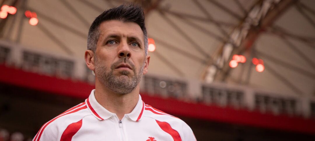 Internacional analisa chegada de Victor Luís, lateral do Vasco - Imagem do artigo original