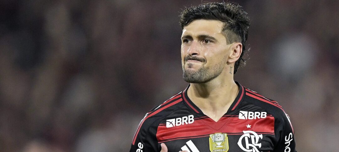 Flamengo recupera cinco jogadores e reforça equipe para desafio contra o Vitória - Imagem do artigo original