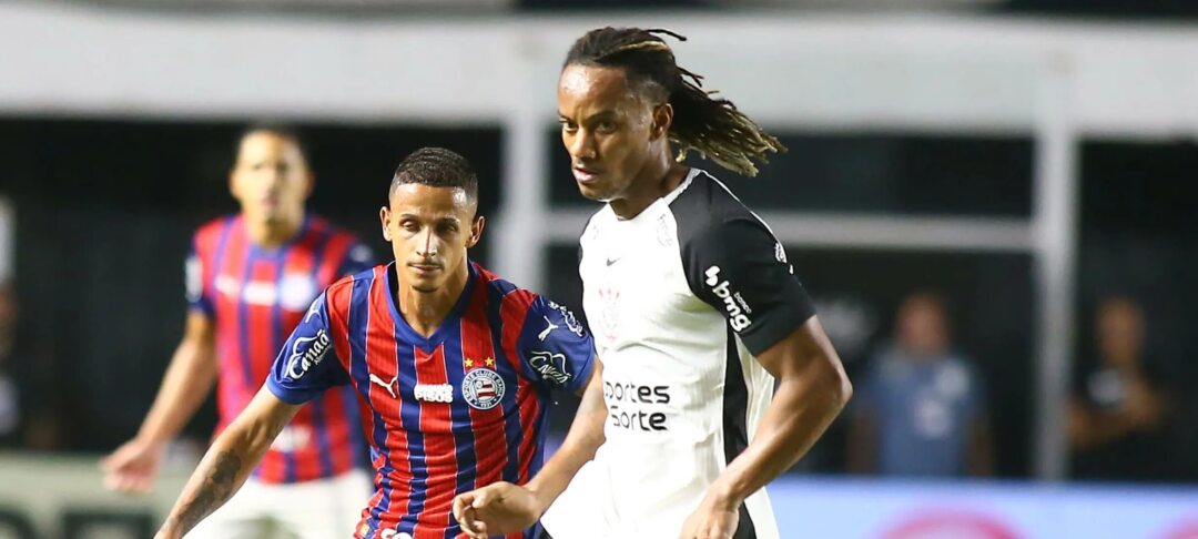 Carrillo evolui de lesão no adutor e pode reforçar Corinthians nos próximos jogos - Imagem do artigo original