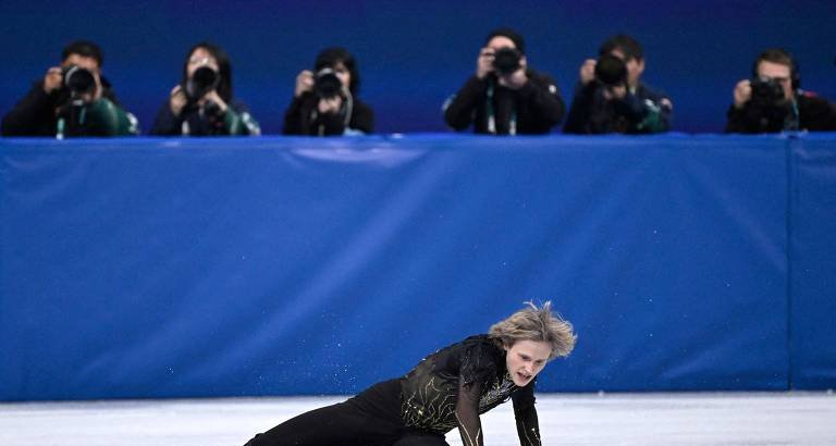 Favorito escorrega, fica em oitavo e vê cazaque Shaidorov levar o ouro na patinação artística - Imagem do artigo original