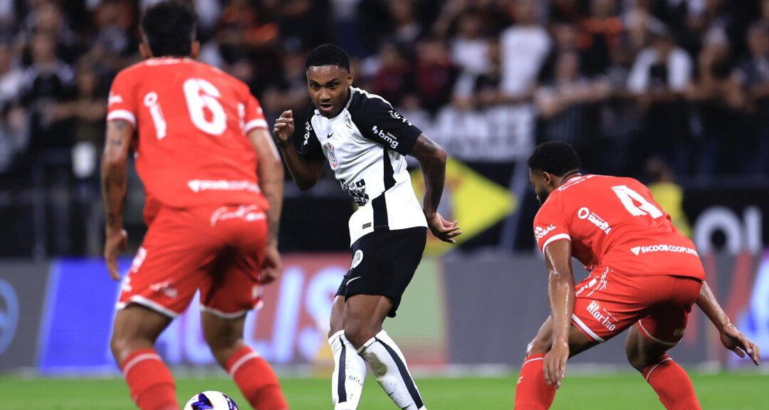 Dorival Jr. prepara Corinthians e indica Vitinho entre os titulares contra o Athletico-PR - Imagem do artigo original