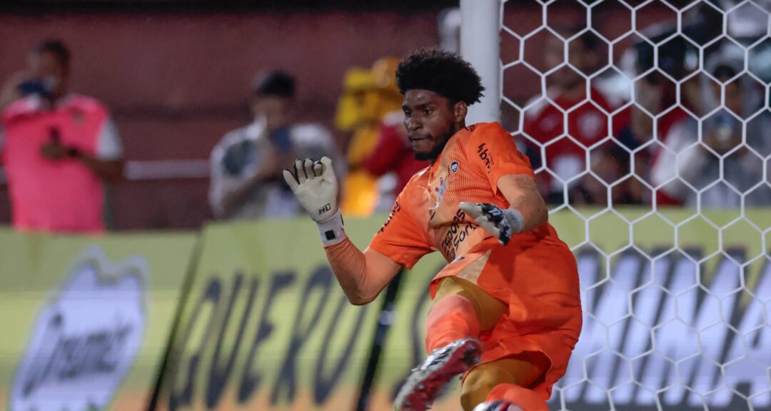 Corinthians elimina Portuguesa nos pênaltis e chega a 11 classificações em 12 mata-matas - Imagem do artigo original