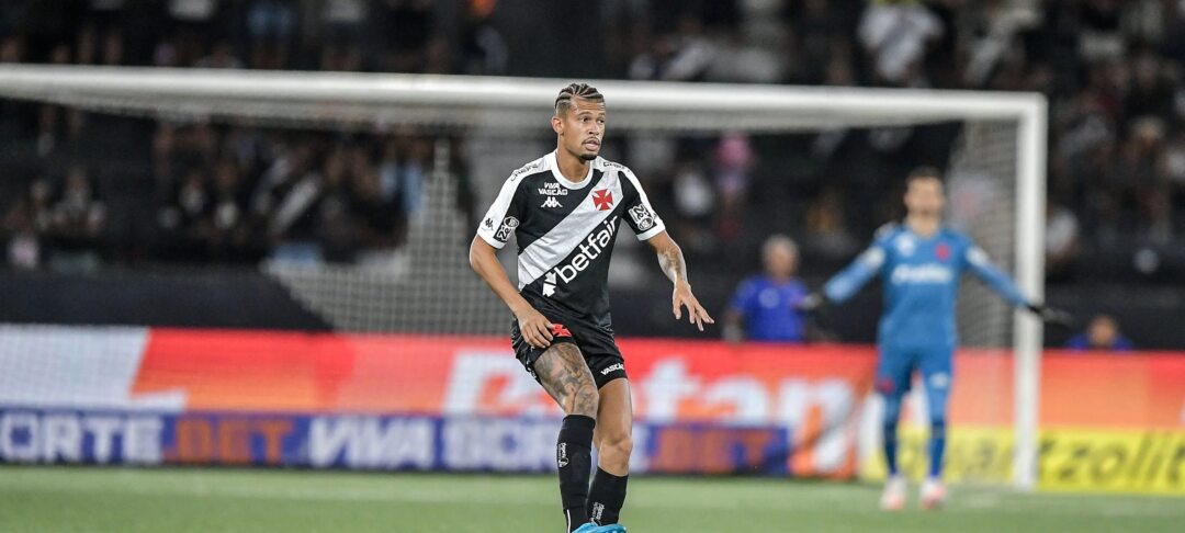 João Victor recorda saída tumultuada do Vasco e afirma que transferência foi “a melhor decisão” - Imagem do artigo original