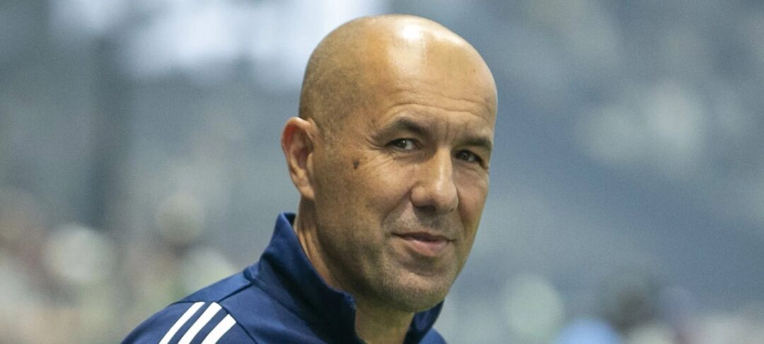 Pressão sobre Filipe Luís cresce e torcedores do Flamengo sugerem Leonardo Jardim - Imagem do artigo original