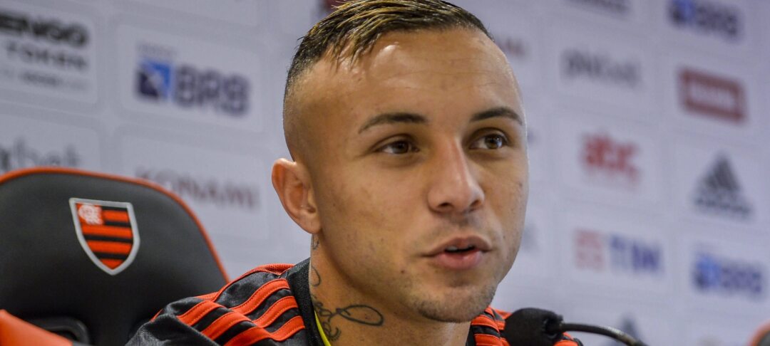Flamengo adota punição e novo protocolo de entrevistas após declaração de Everton Cebolinha - Imagem do artigo original