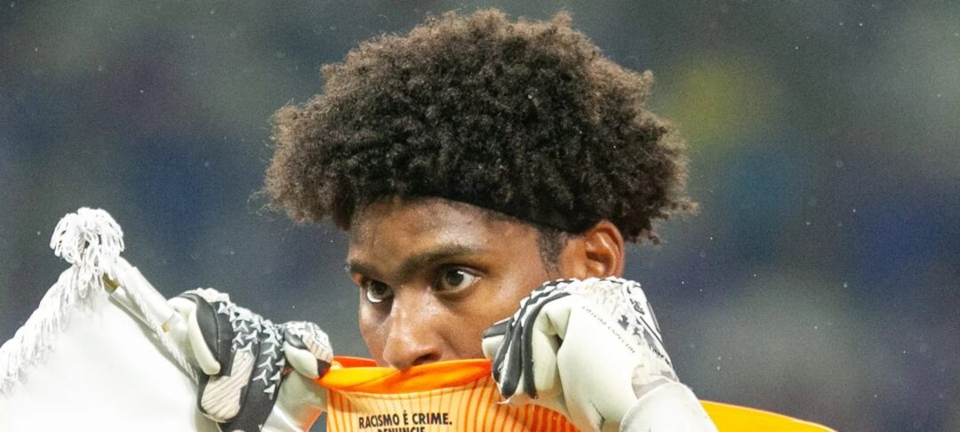 Corinthians avalia Lucas Arcanjo, do Vitória, para eventual mudança no gol em 2026 - Imagem do artigo original
