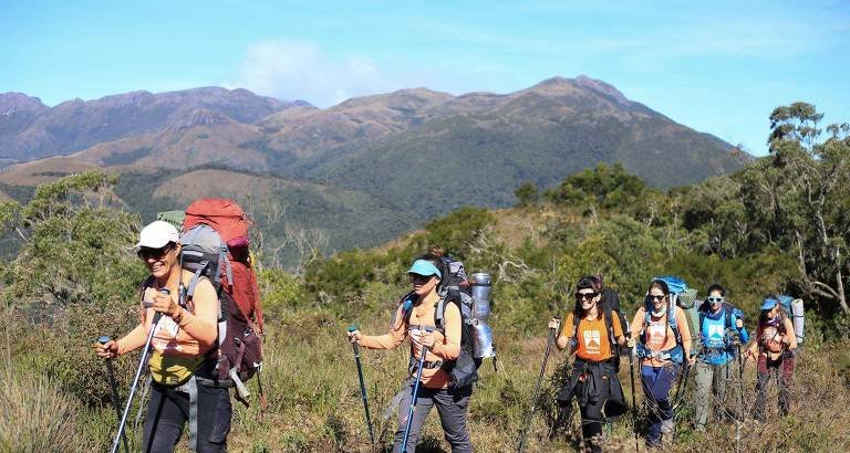 Grupo incentiva participação feminina no montanhismo e organiza expedições só para mulheres - Imagem do artigo original