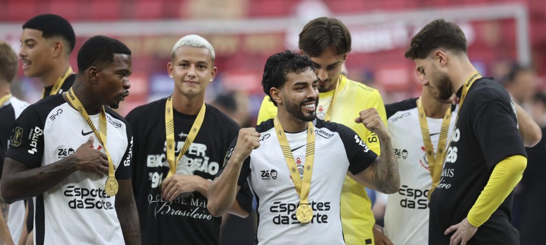 Torcida do Corinthians pressiona por convocação de Matheus Bidu após lesão de Caio Henrique - Imagem do artigo original