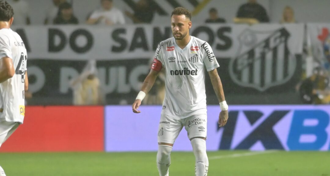 Neymar volta a treinar sem restrições e deve iniciar como titular contra o Mirassol - Imagem do artigo original