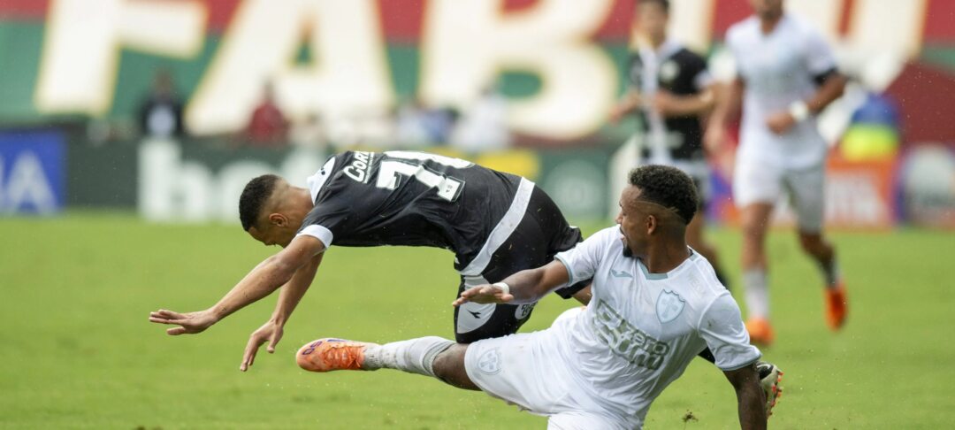 Botafogo acompanha Caio Roque, lateral-esquerdo da Portuguesa-SP destaque no Paulistão - Imagem do artigo original
