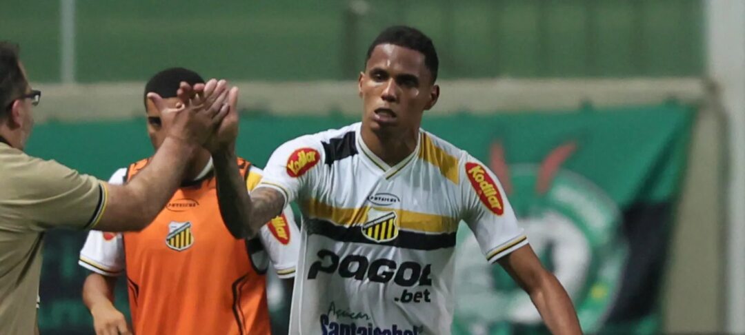 Exigência de US$ 2 milhões faz Corinthians encerrar tratativas por Dantas - Imagem do artigo original