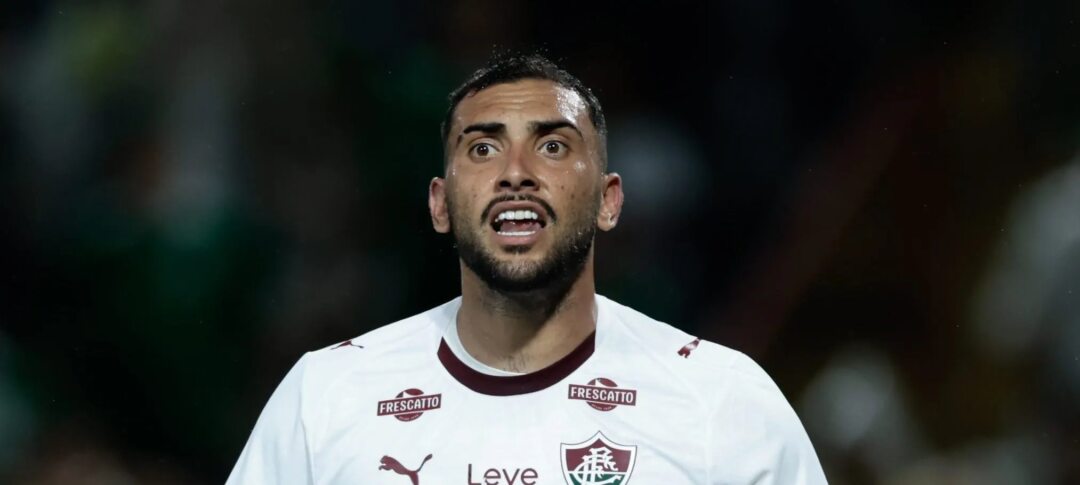 Zubeldía projeta reforços e sai em defesa de Freytes após vice do Fluminense - Imagem do artigo original