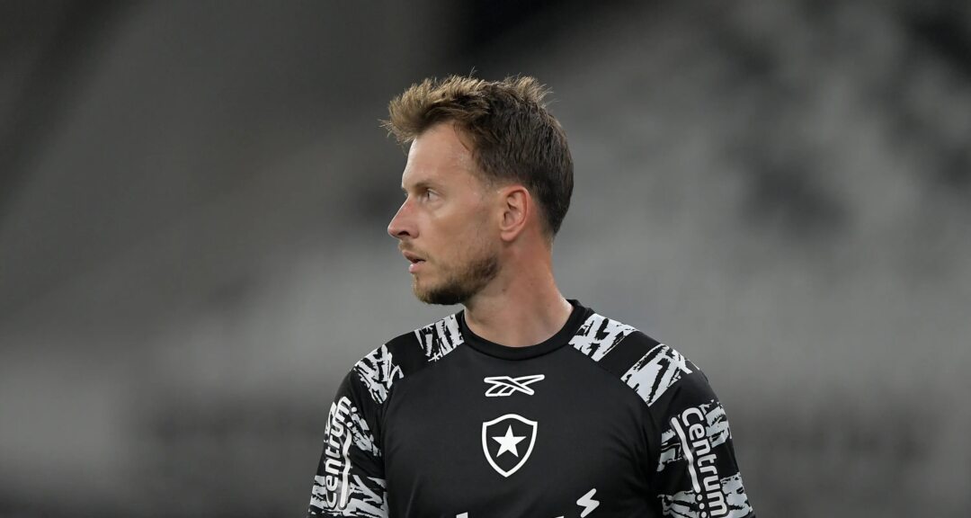 Interesse do Corinthians esfria, e futuro de Neto no Botafogo segue indefinido - Imagem do artigo original