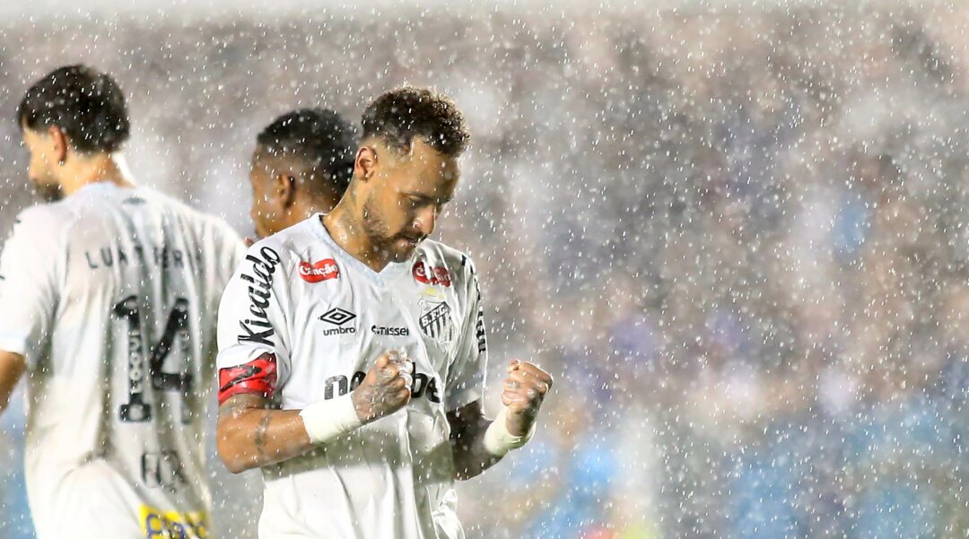 Saída da Umbro faz Neymar Pai sugerir marca Pelé como fornecedora do Santos - Imagem do artigo original