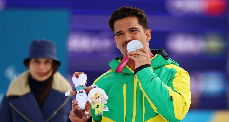 Brasil encerra Paralimpíada de Inverno em 22º, com primeira medalha do país no evento - Imagem do artigo original