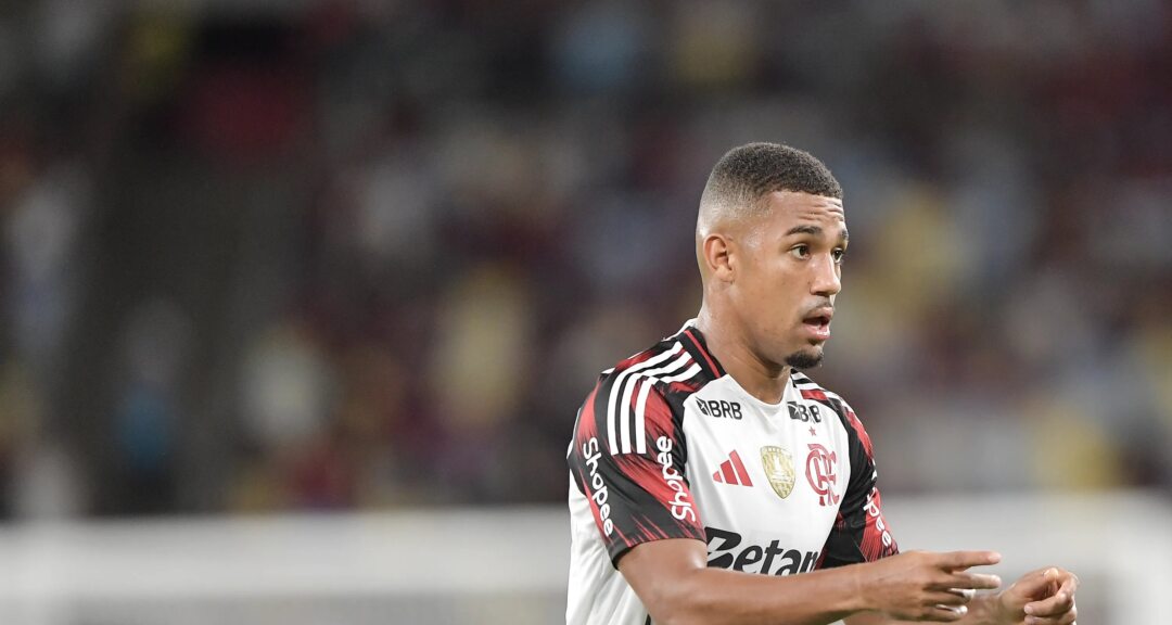 Samuel Lino rejeita saída do Flamengo e afasta possibilidade de acerto com o Benfica - Imagem do artigo original