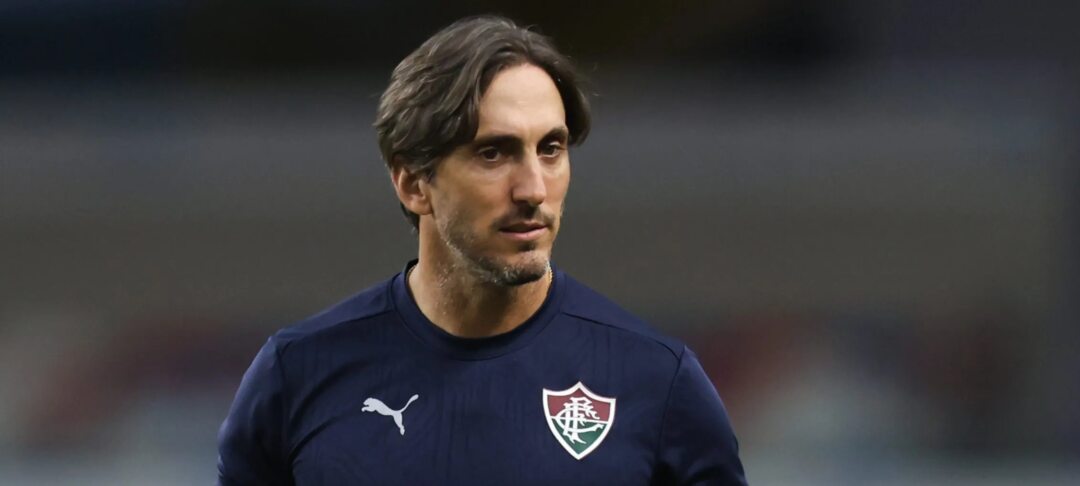 Fluminense desperdiça vantagem e perde para o Vasco após mudanças de Zubeldía - Imagem do artigo original