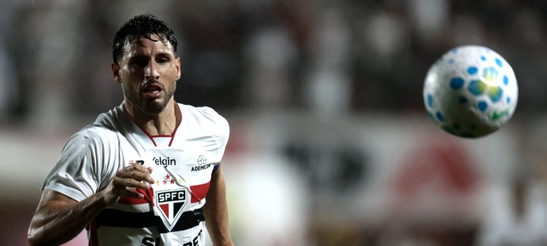 Diretor do São Paulo confirma reunião para renovar Calleri e reage a sondagem do Flamengo - Imagem do artigo original