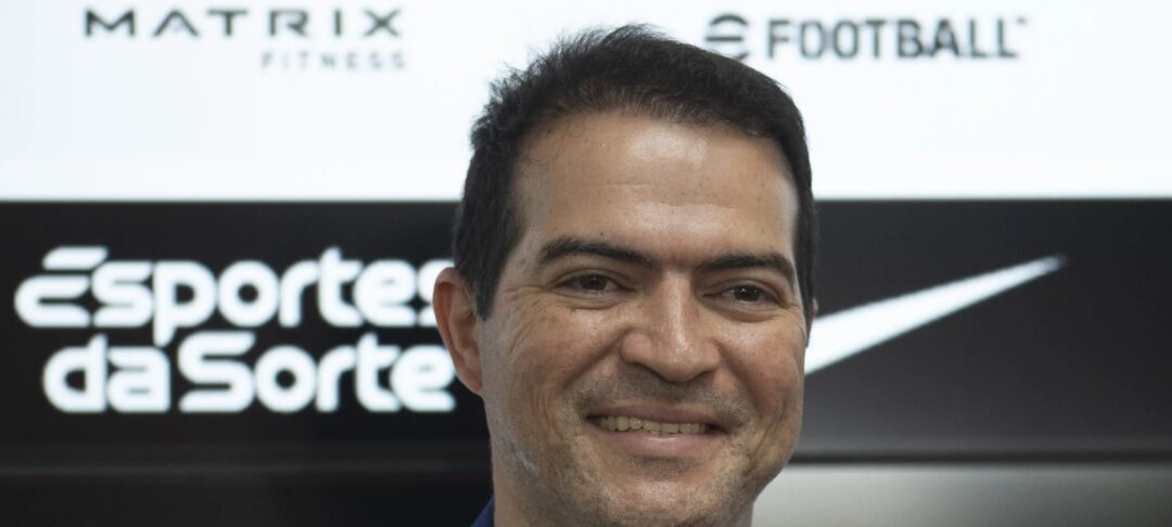 Corinthians apresenta oferta de empréstimo por Arthur Cabral ao Botafogo - Imagem do artigo original