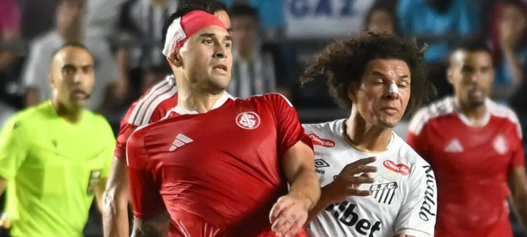 Lédio Carmona defende Villagra no time titular do Inter diante da Chapecoense - Imagem do artigo original