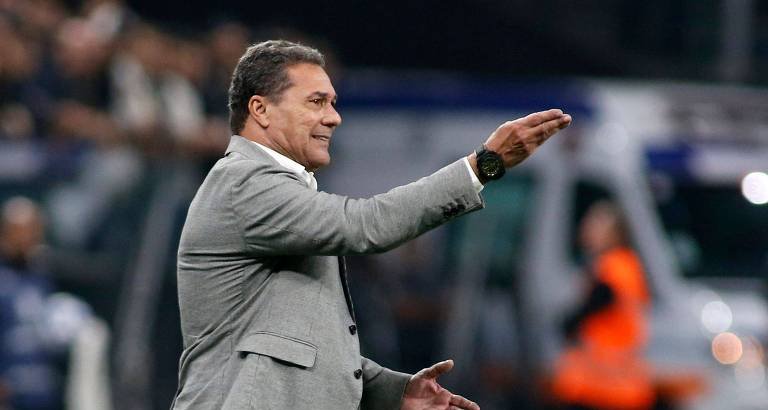 Vanderlei Luxemburgo tem alta em Palmas e seguirá tratamento em casa - Imagem do artigo original