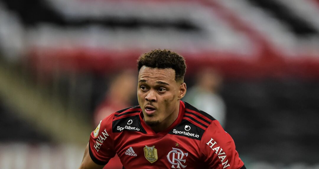 Rodrigo Muniz perde oportunidades e recebe críticas em vitória do Fulham sobre o Burnley - Imagem do artigo original