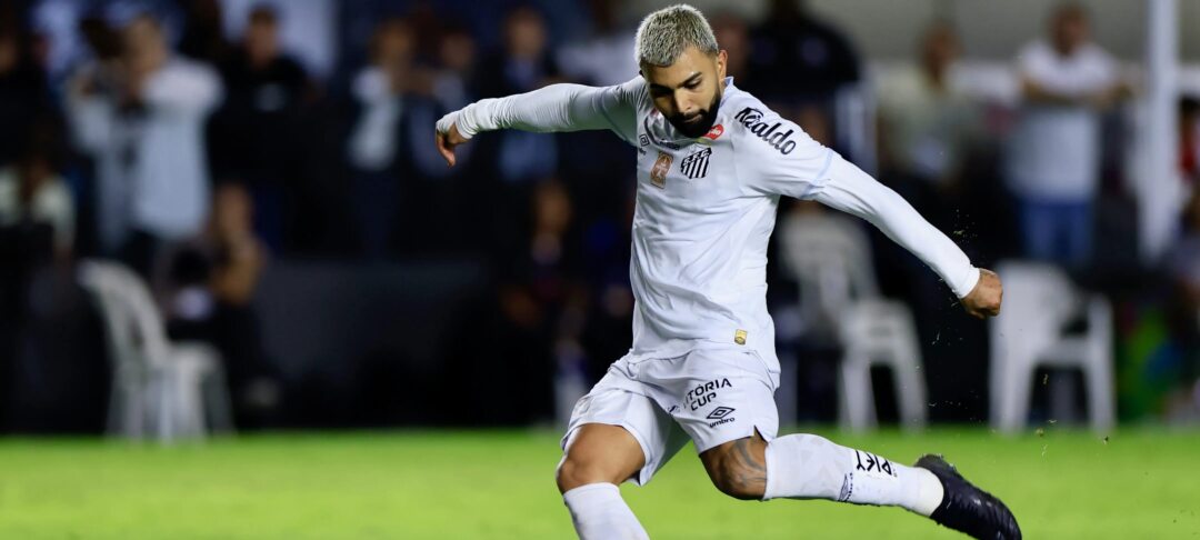Gabigol mantém média de 0,75 por jogo e lidera participação em gols no futebol brasileiro em 2026 - Imagem do artigo original