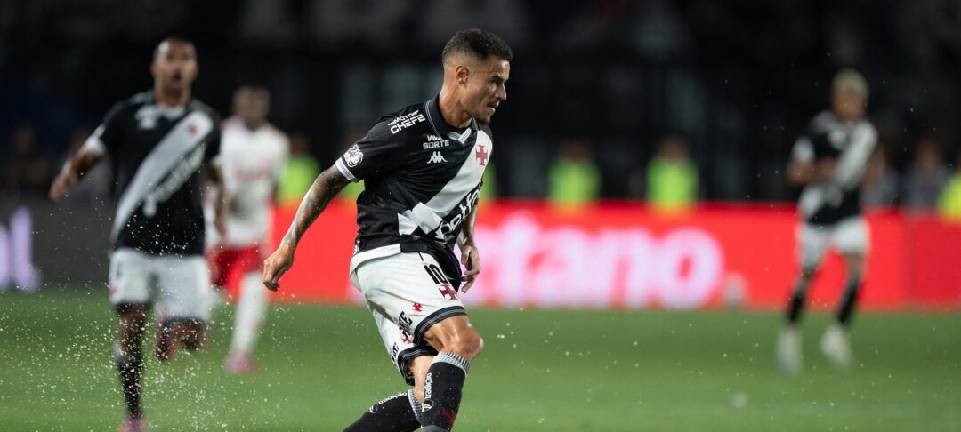 Corinthians descarta Coutinho e concentra esforços em goleiro e centroavante - Imagem do artigo original