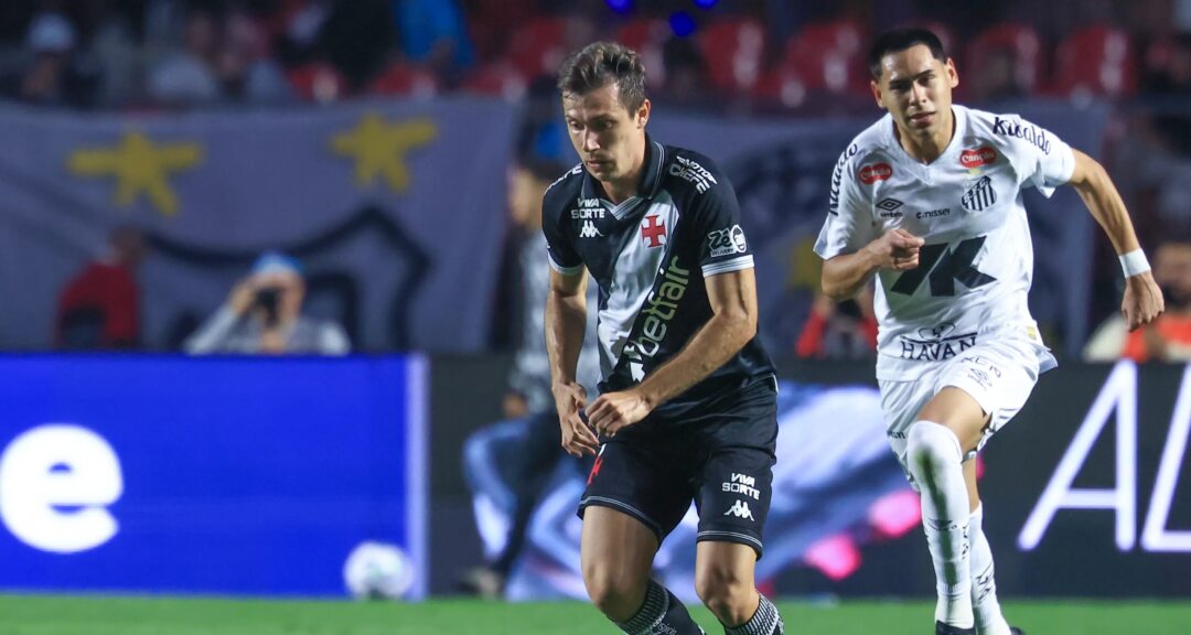 Grêmio avalia Lucas Piton para turbinar jogo aéreo de Carlos Vinícius - Imagem do artigo original